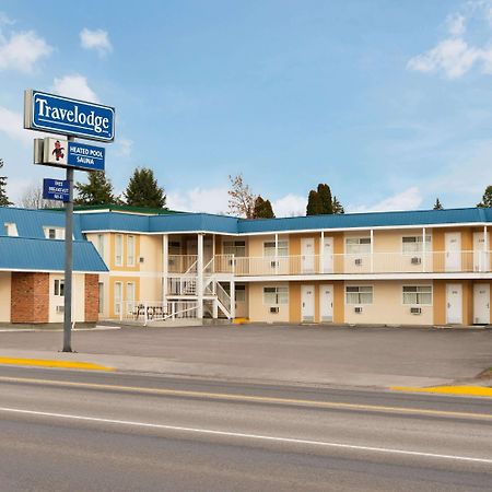 Travelodge By Wyndham Quesnel Bc Bagian luar foto